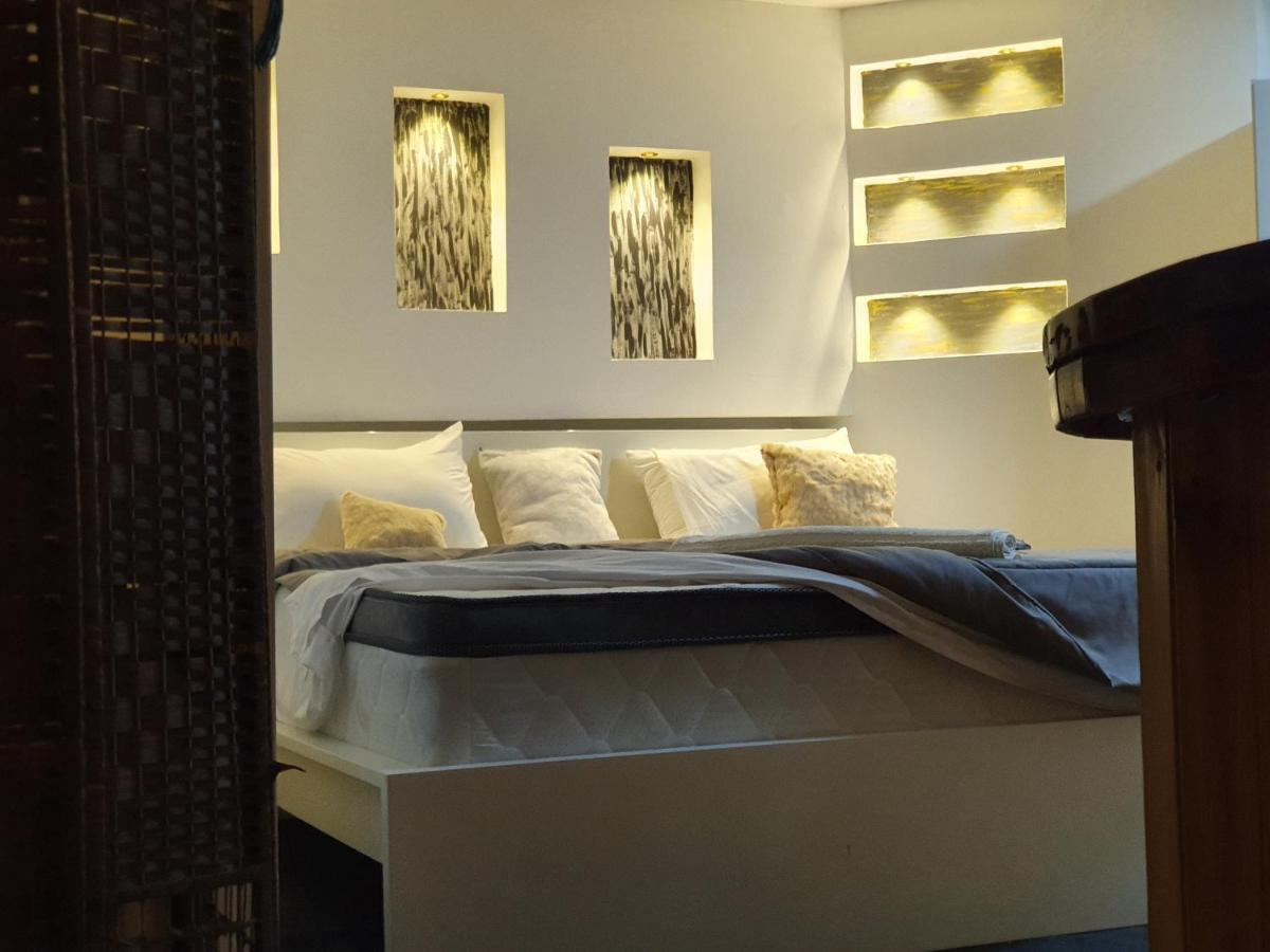 Zeus Apartment Jarash Bagian luar foto